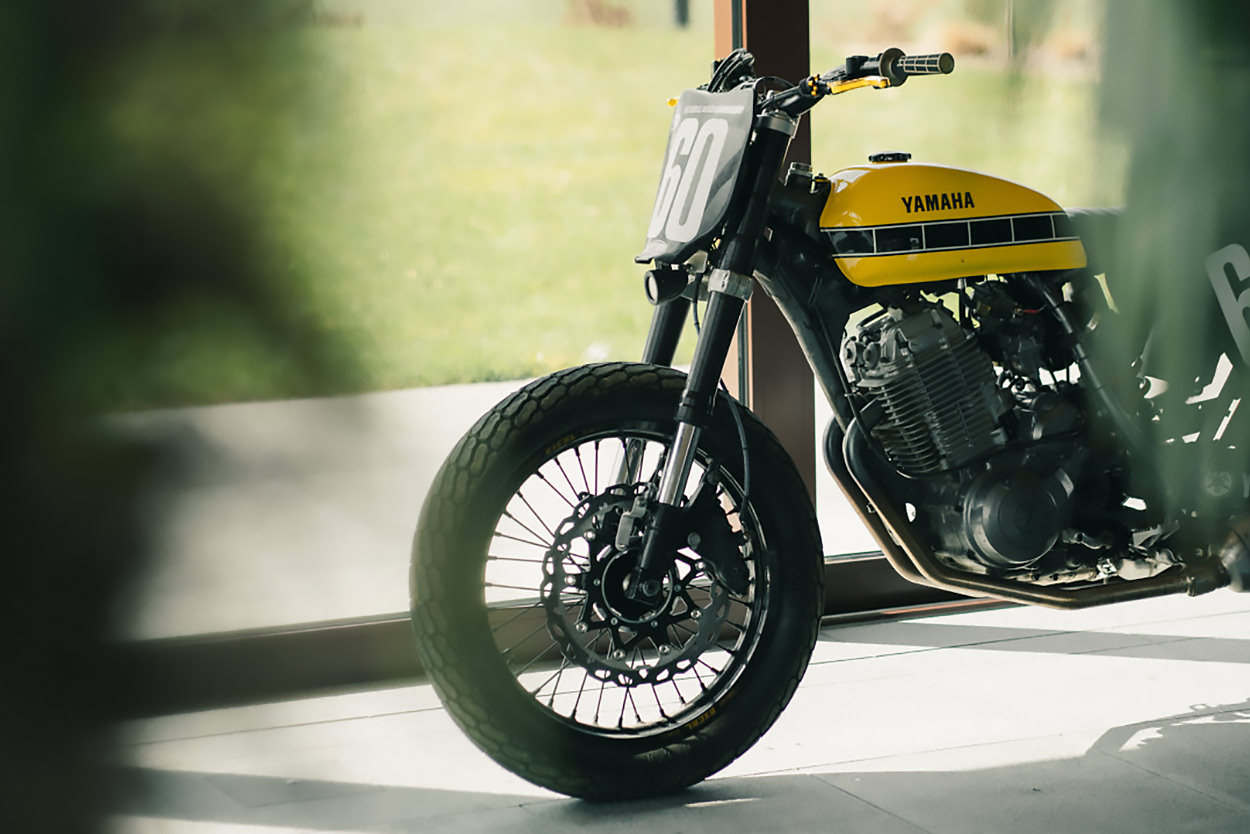 Yamaha XT600 street tracker by Wayders