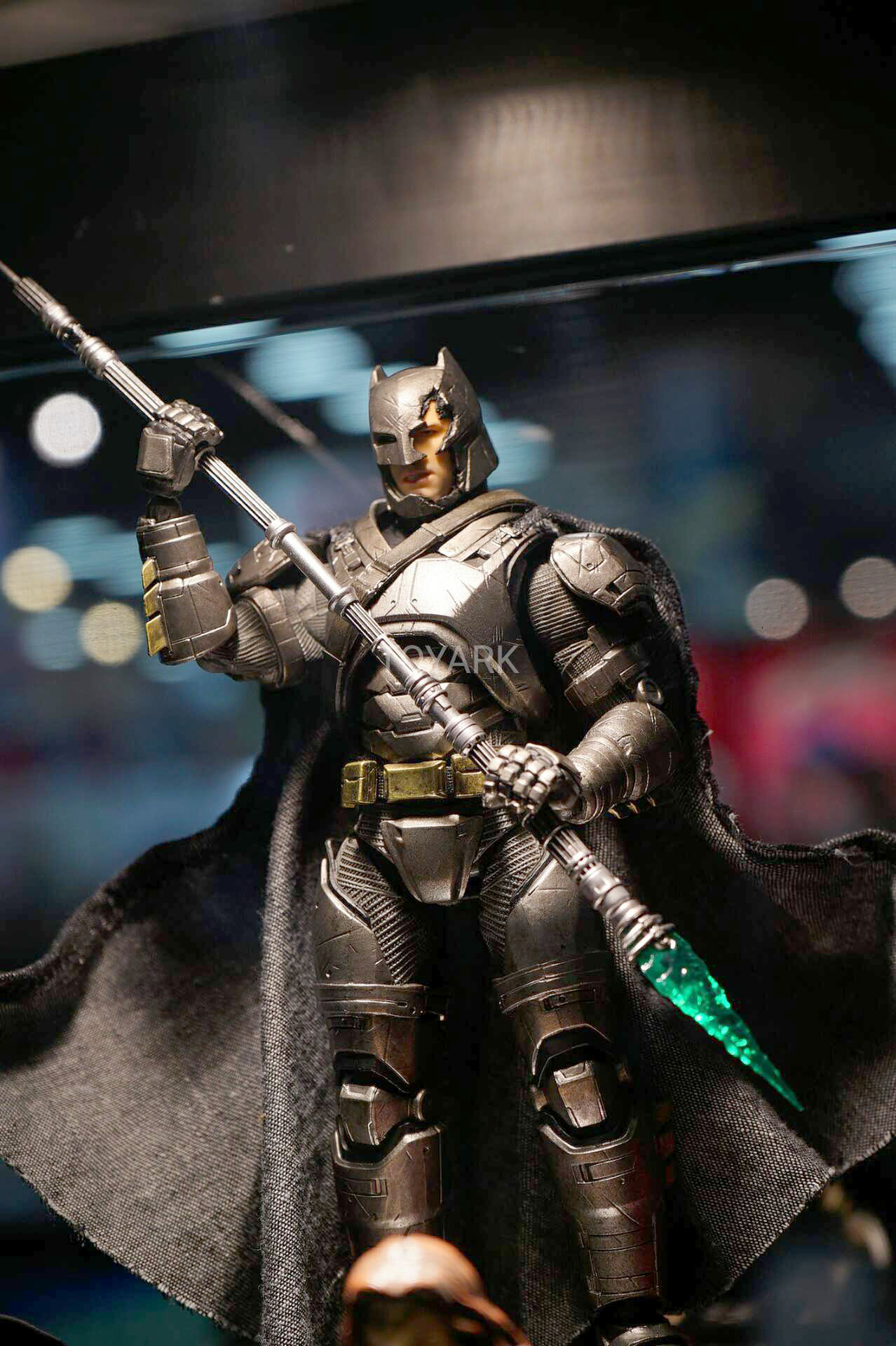 SDCC-2016-Medicom-DC-MAFEX-010.jpg