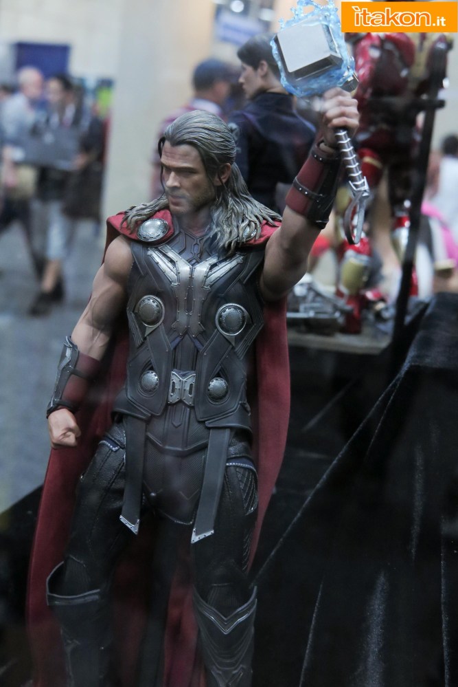 hot-toys-sdcc-2015-138.jpg