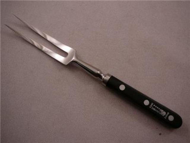 sabatier-forged-chefs-pot-fork-640.jpg