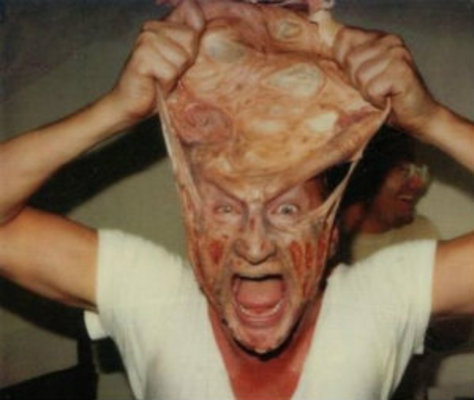 Freddy+robert+englund+freddy+krueger+pulling+his+mask_9b5ae6_5198703.jpg