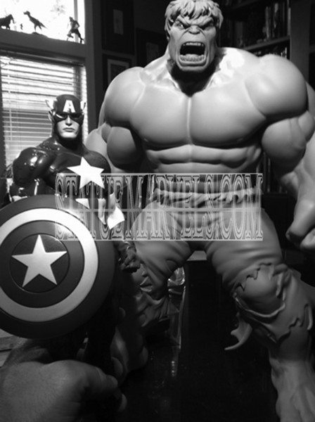 Bowen-Designs-Hulk-Statue-L.jpg