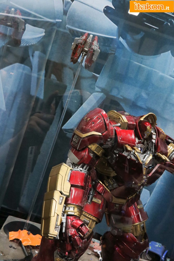 hot-toys-sdcc-2015-165.jpg