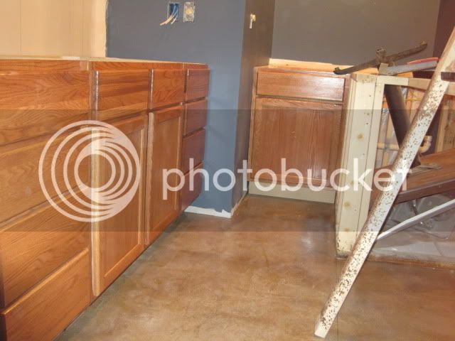 Cabinetsandbathroom-3-17-10005.jpg