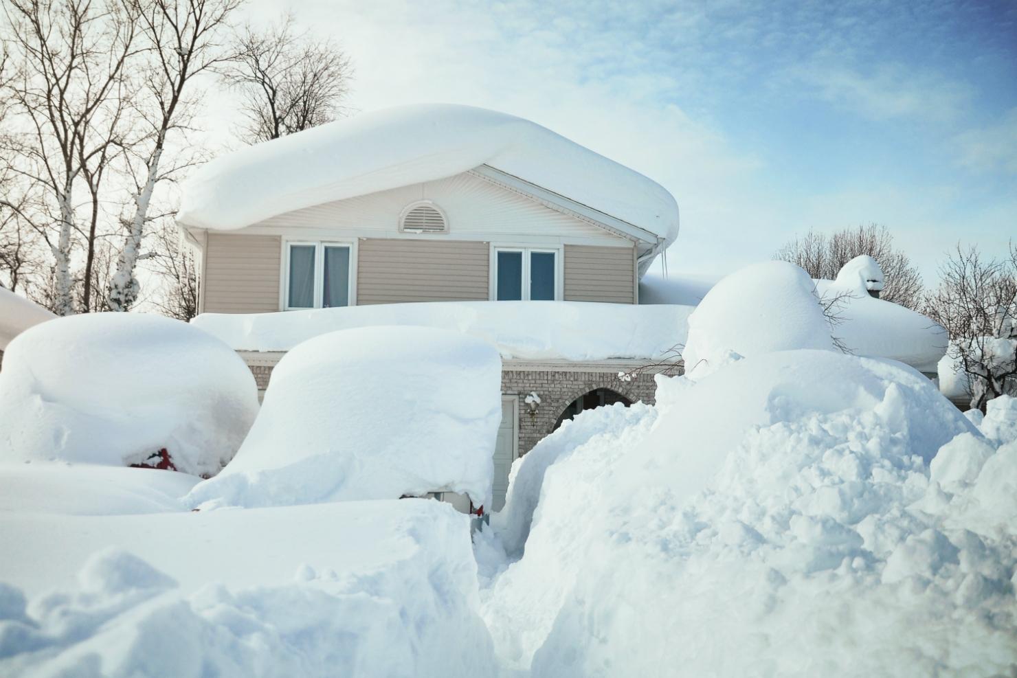 House-burried-in-snow-by-blizzard.jpg