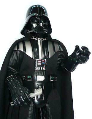 darth+vader+clozup.jpg