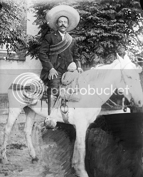 486px-Pancho_villa_horseback-2.jpg