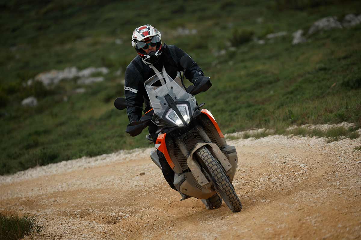 2023 KTM 890 Adventure 07