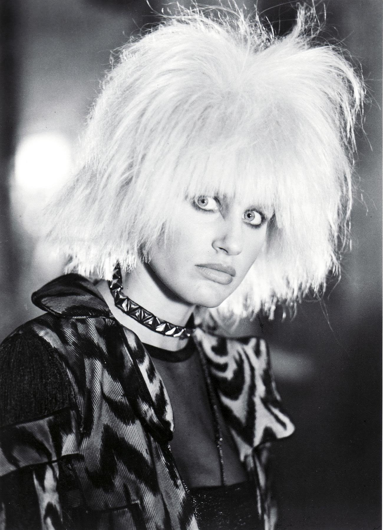 Daryl-Hannah-as-Pris-in-Blade-Runner-blade-runner-8242809-1300-1800.jpg