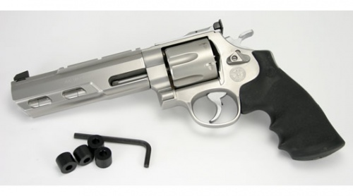 500px-Smith_%26_Wesson_Performance_Center_model_629.jpg