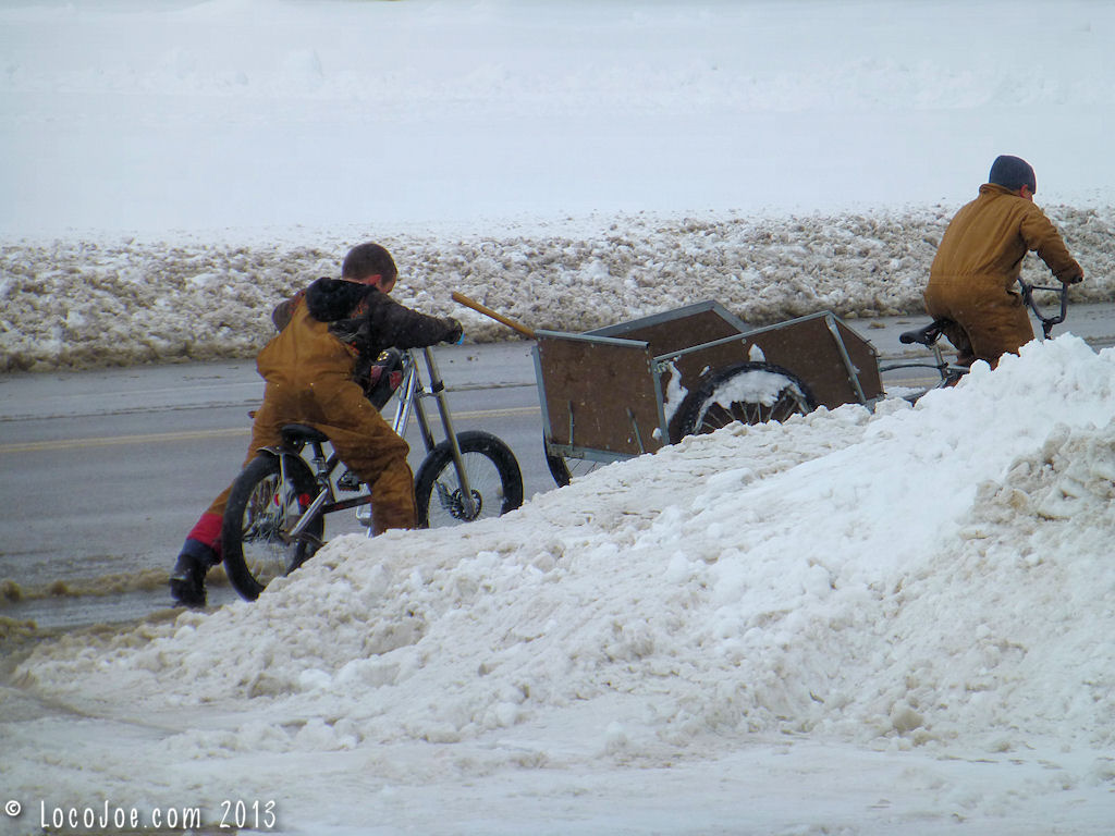 kids_shoveling_snow_bike-3.jpg