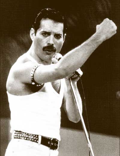 Freddie+Mercury-1226999767.jpg