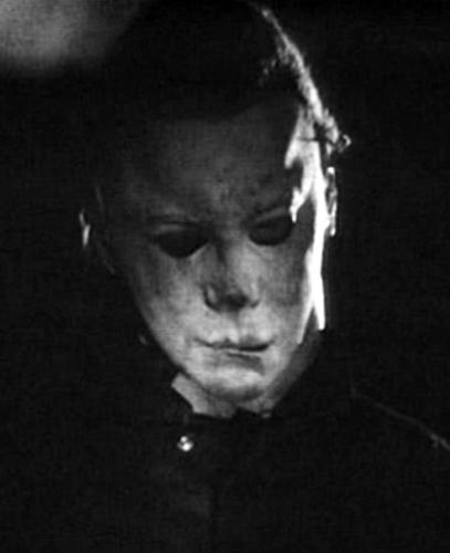 Halloween-2-1981-michael-myers-26214827-407-500.jpg