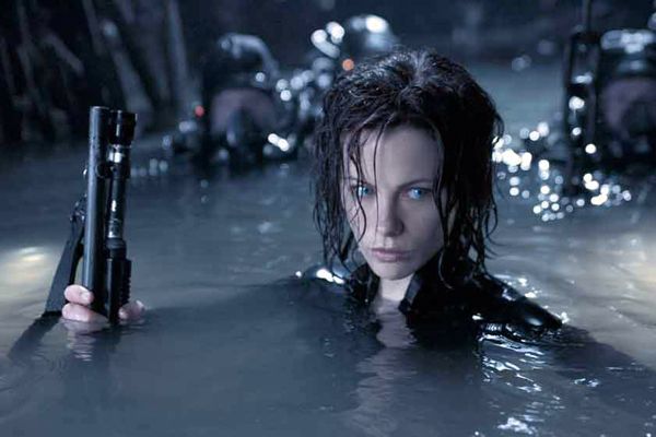 Kate%20Beckinsale%20Underworld%20movie%20%20image%20(1).jpg