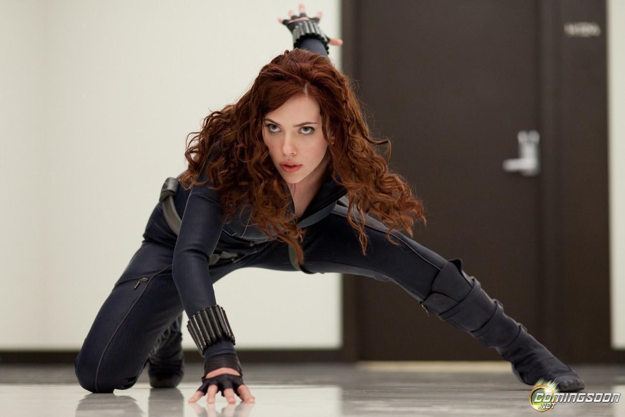 Scarlett-Johansson-as-Black-Widow-in-Iron-Man-2-iron-man-9264402-1280-853.jpg