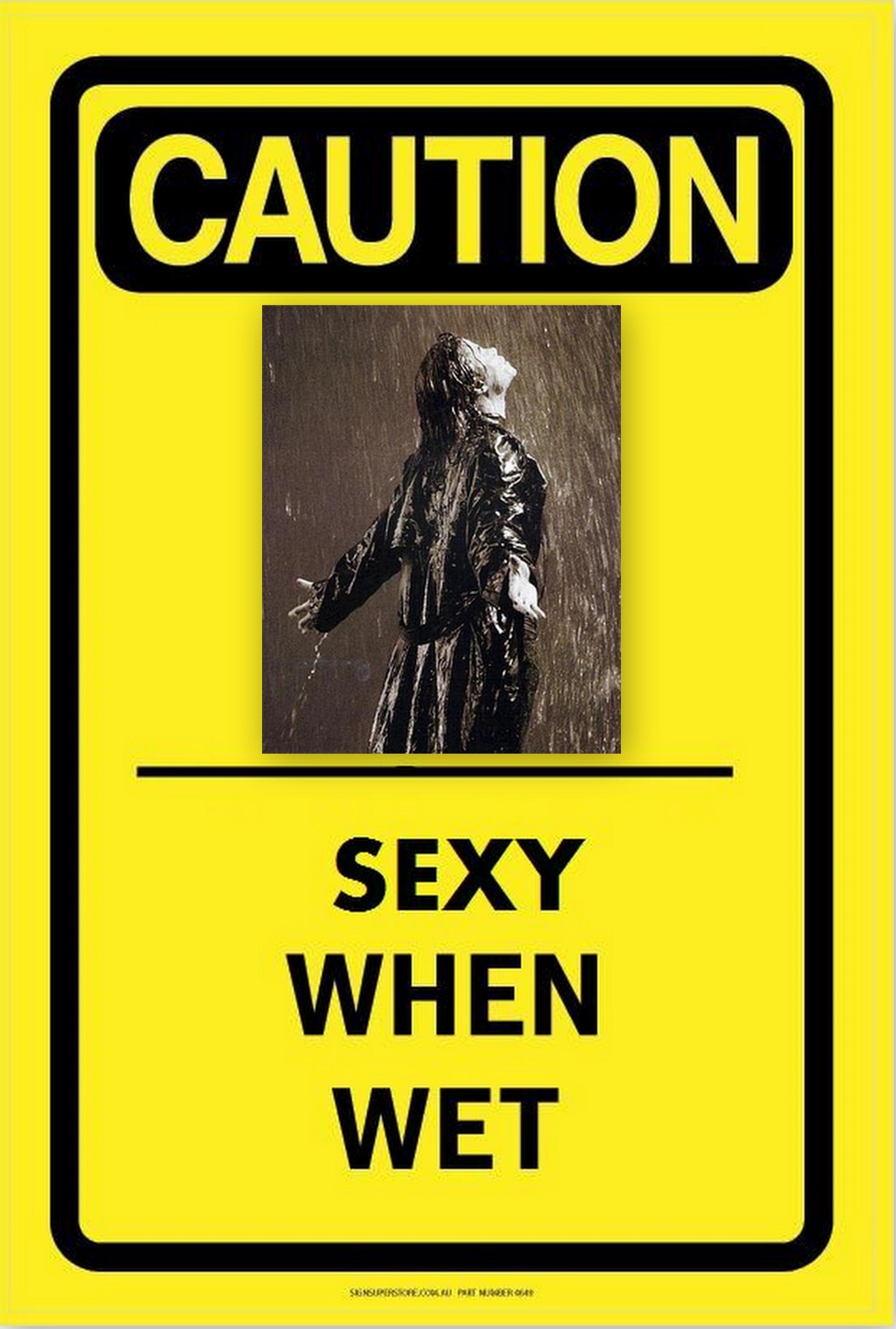 caution-michael-jackson-24443175-1316-1952.jpg