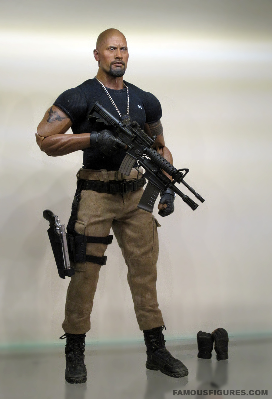 therock_dwaynejohnson_fastfive_figure_12-inch_02.jpg