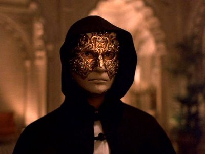 Eyes_Wide_Shut_4165.jpg