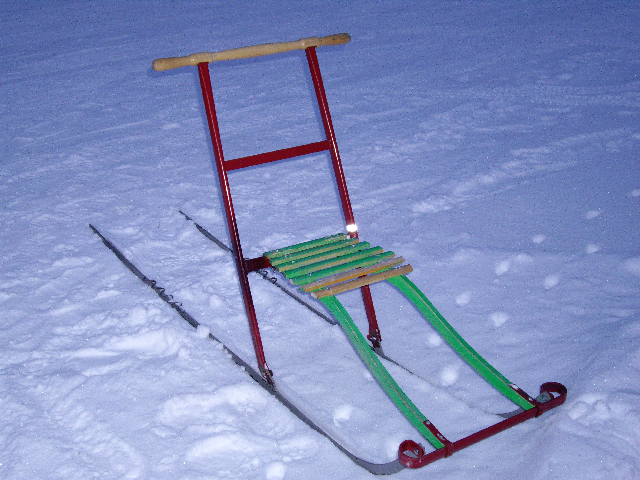 Norwegian_kicksled.jpg