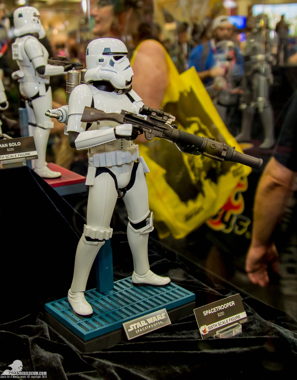 Hot-Toys-Display-2015-San-Diego-Comic-Con-SDCC-053.jpg