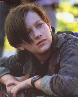 edward_furlong_in_terminator_2_movie_07.jpeg