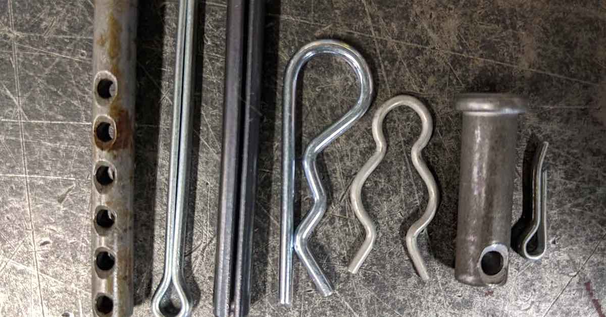 Several types of retaining pins.