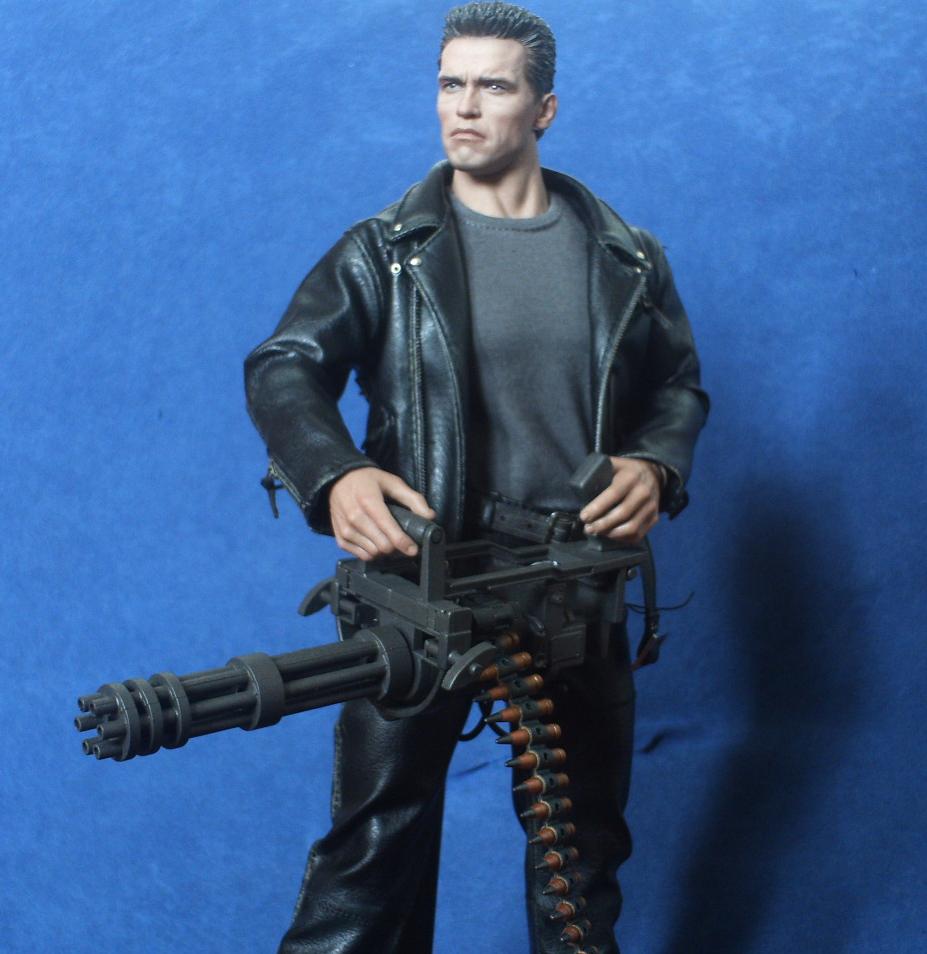 Hot_Toys_Arnold_Terminator_800_by_SomethingGerman.jpg