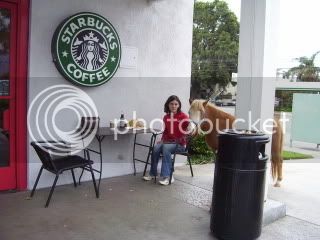 Starbucks001.jpg