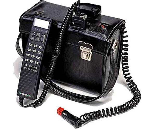 from-backpack-transceiver-smartphone-visual-history-mobile-phone.w654.jpg