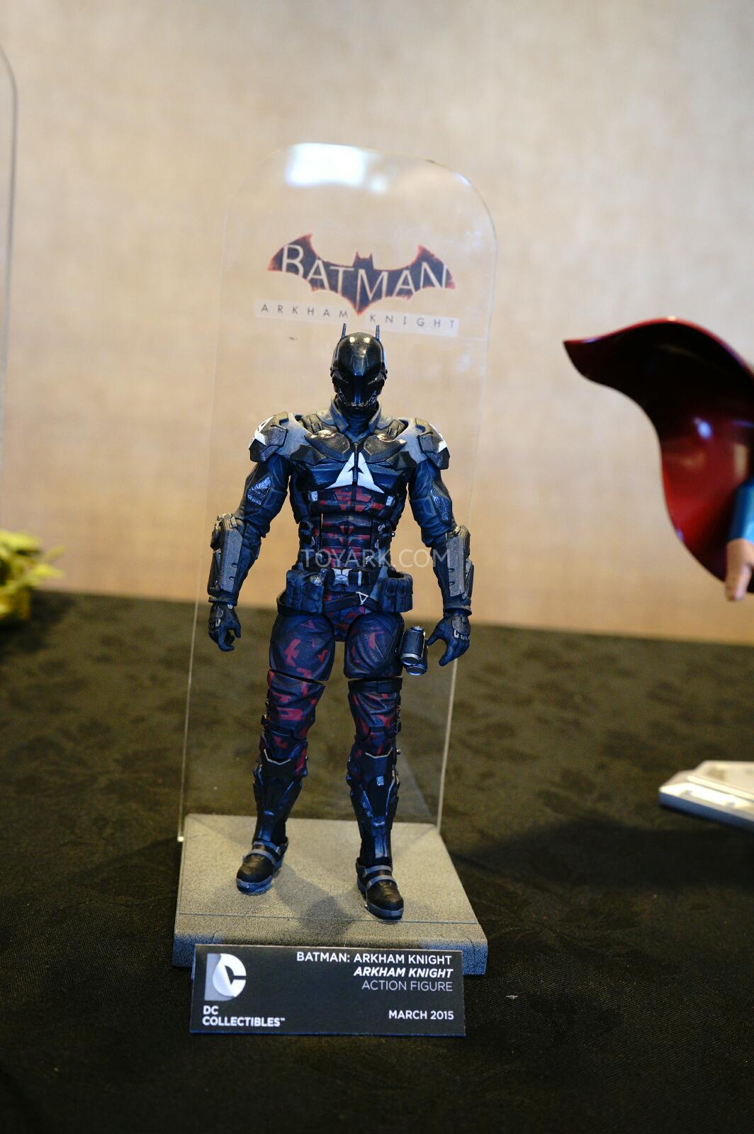 SDCC-2014-DC-Collectibles-Arkham-Knight-017.jpg