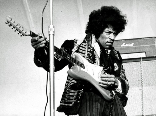 Jimi_Hendrix_1967_uncropped_600x.jpg