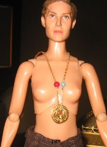 NECKLACE3.jpg