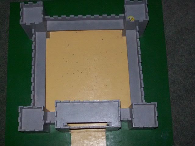 castle2small.jpg