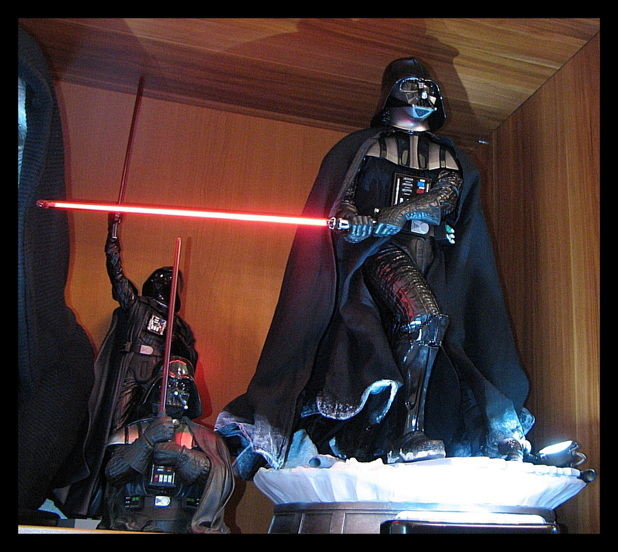 Iron_Studios_Darth_Vader_Legacy_statue_24.jpg