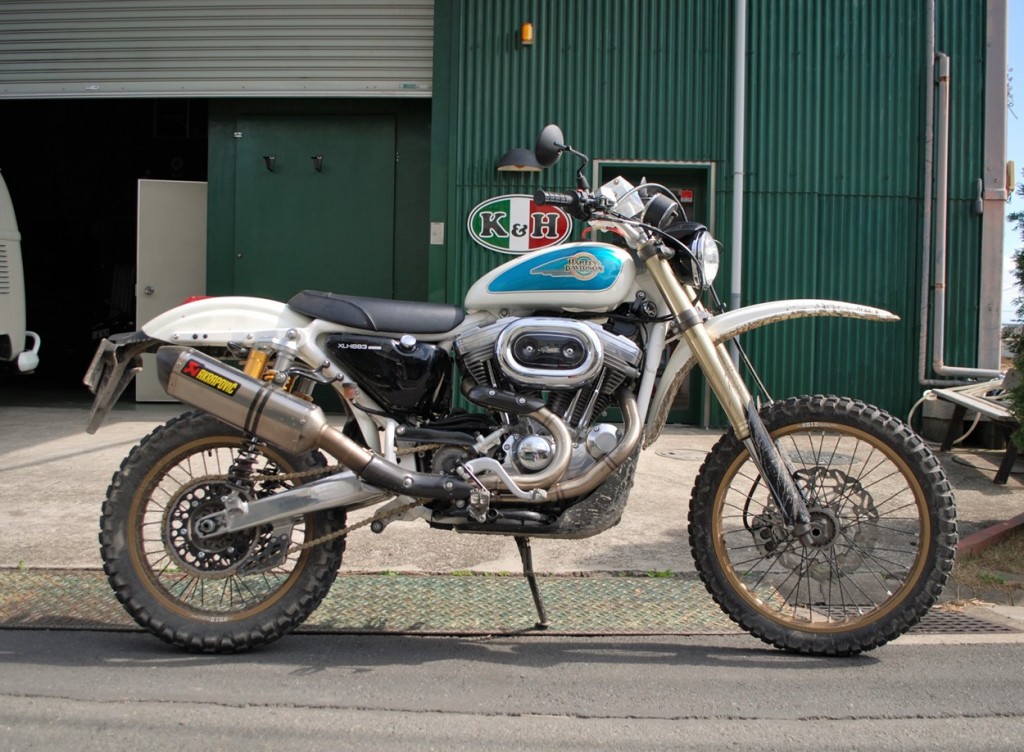 883 Sportster Scrambler