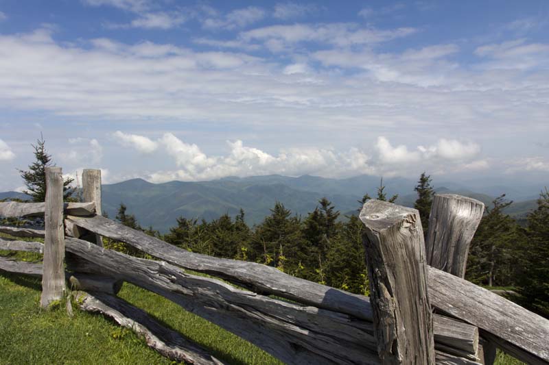 Mt+Mitchell+Fence+800.jpg