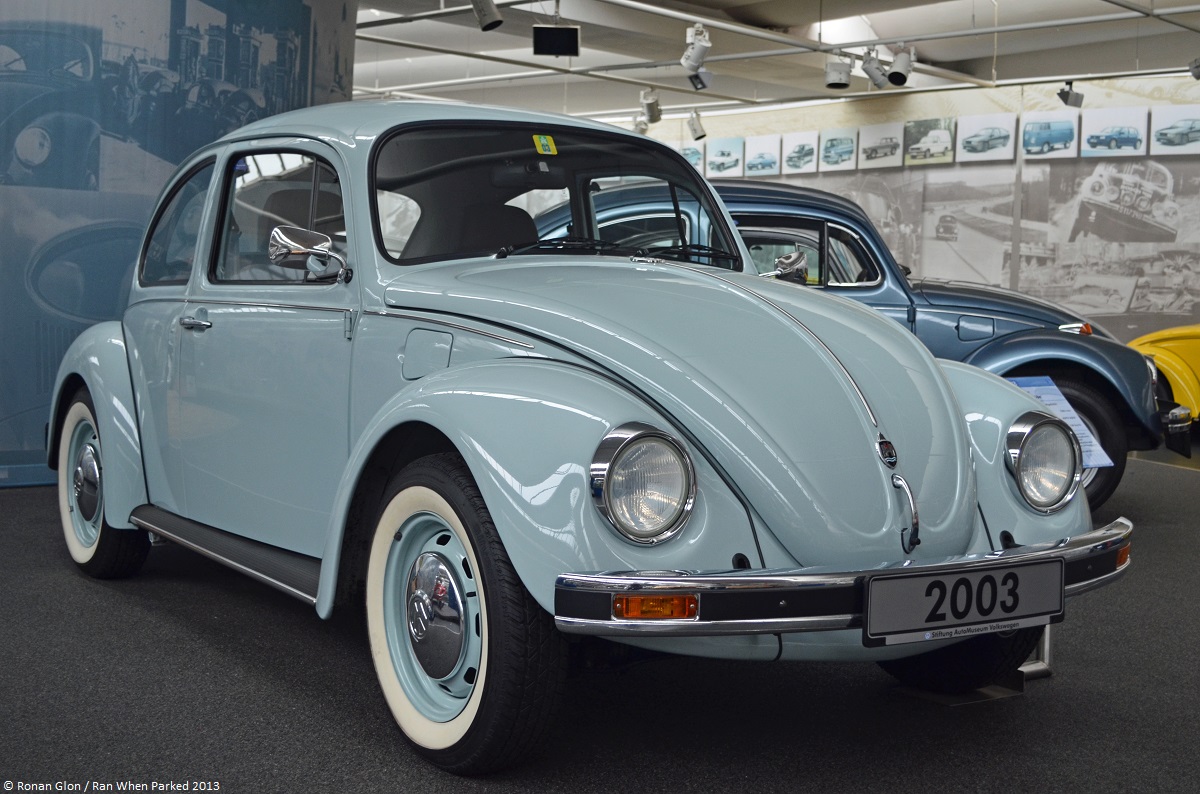 volkswagen-beetle-ultima-edicion-wolfsburg-musem-2.jpg