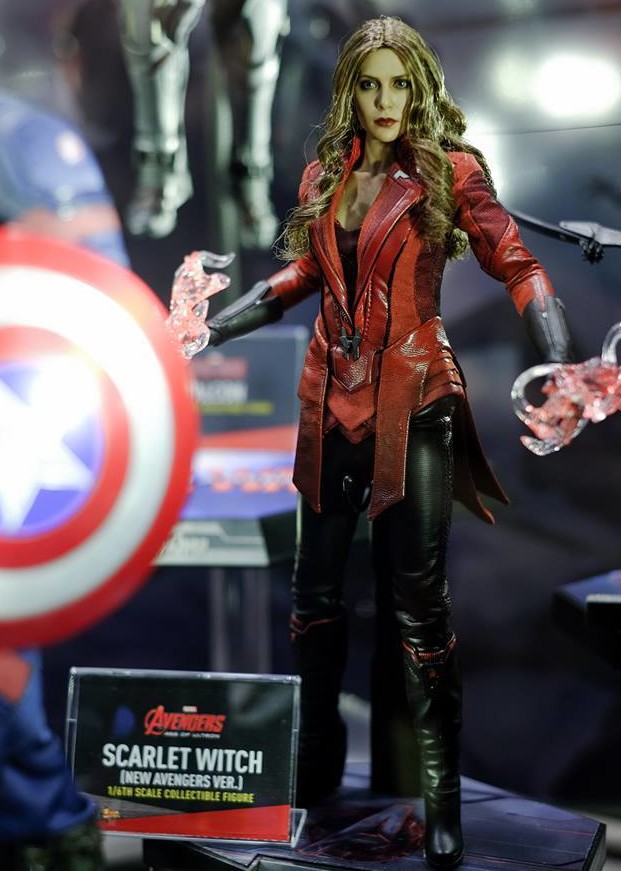 Hot-Toys-New-Avengers-Scarlet-Witch-Sixth-Scale-Figure-e1450475887270.jpg