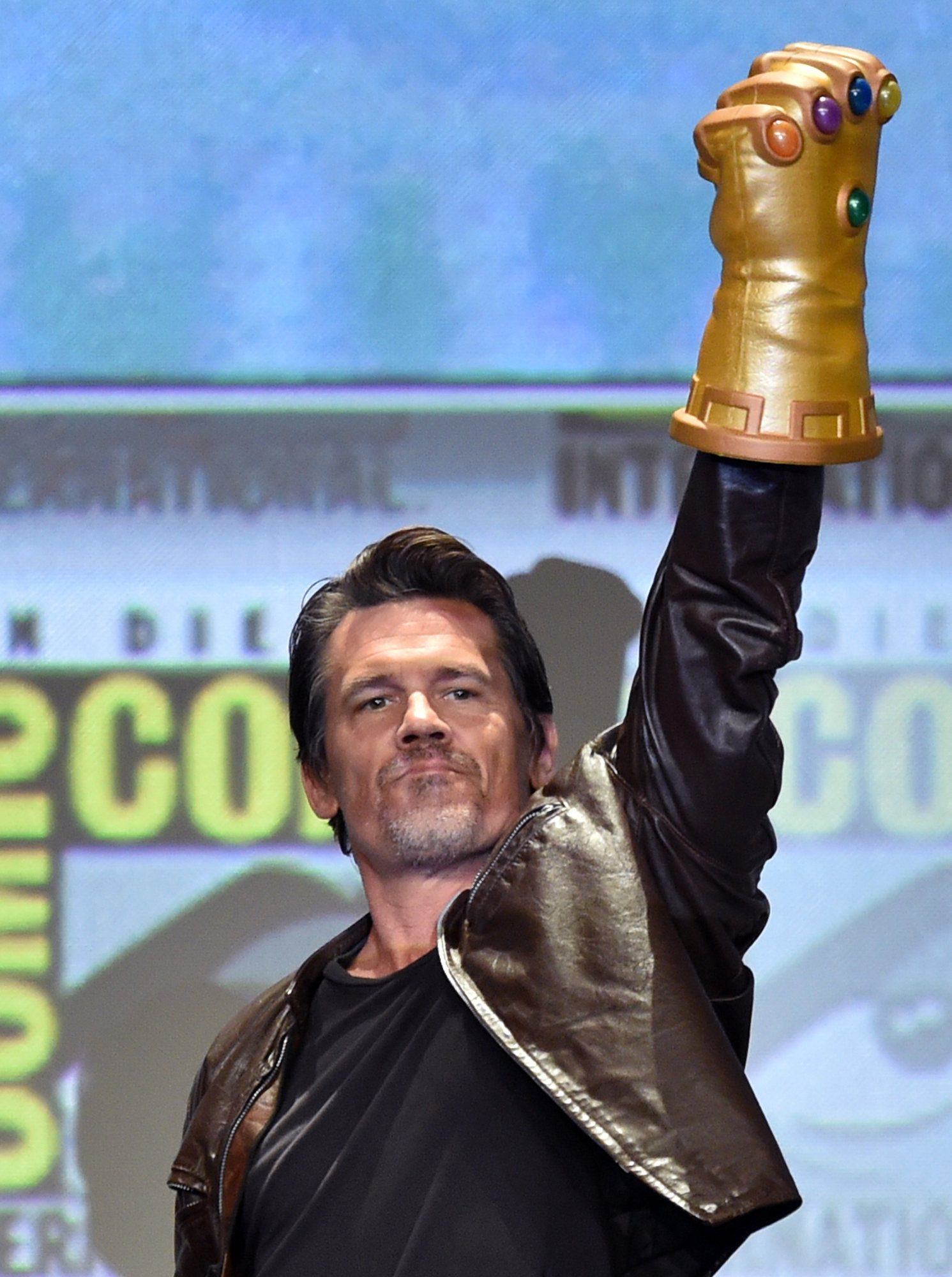 20140812-josh-brolin-infinity-gauntlet.jpg