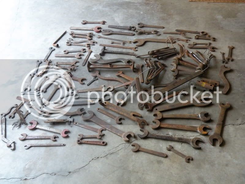 Oldwrenches019.jpg