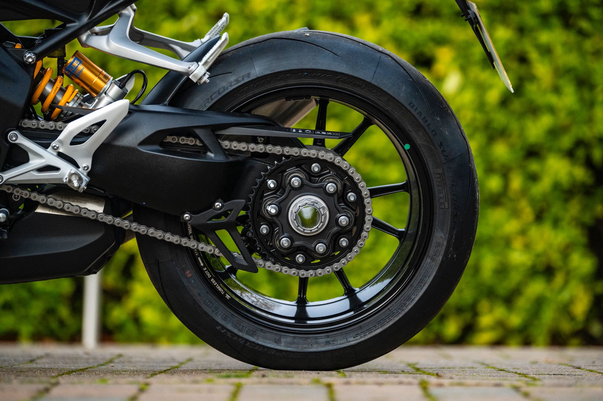 2023 Triumph Speed Triple RR - Bond Edition