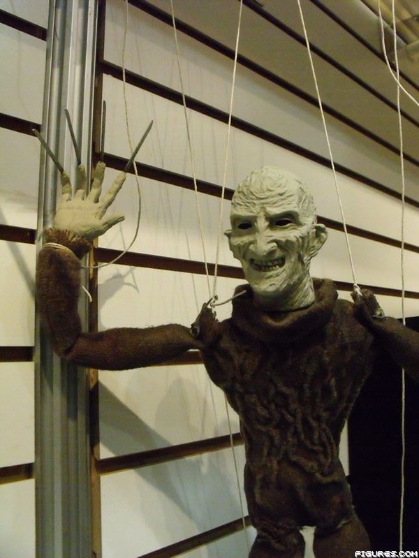 nightmare_elm_street_2010_freddy_puppet.JPG