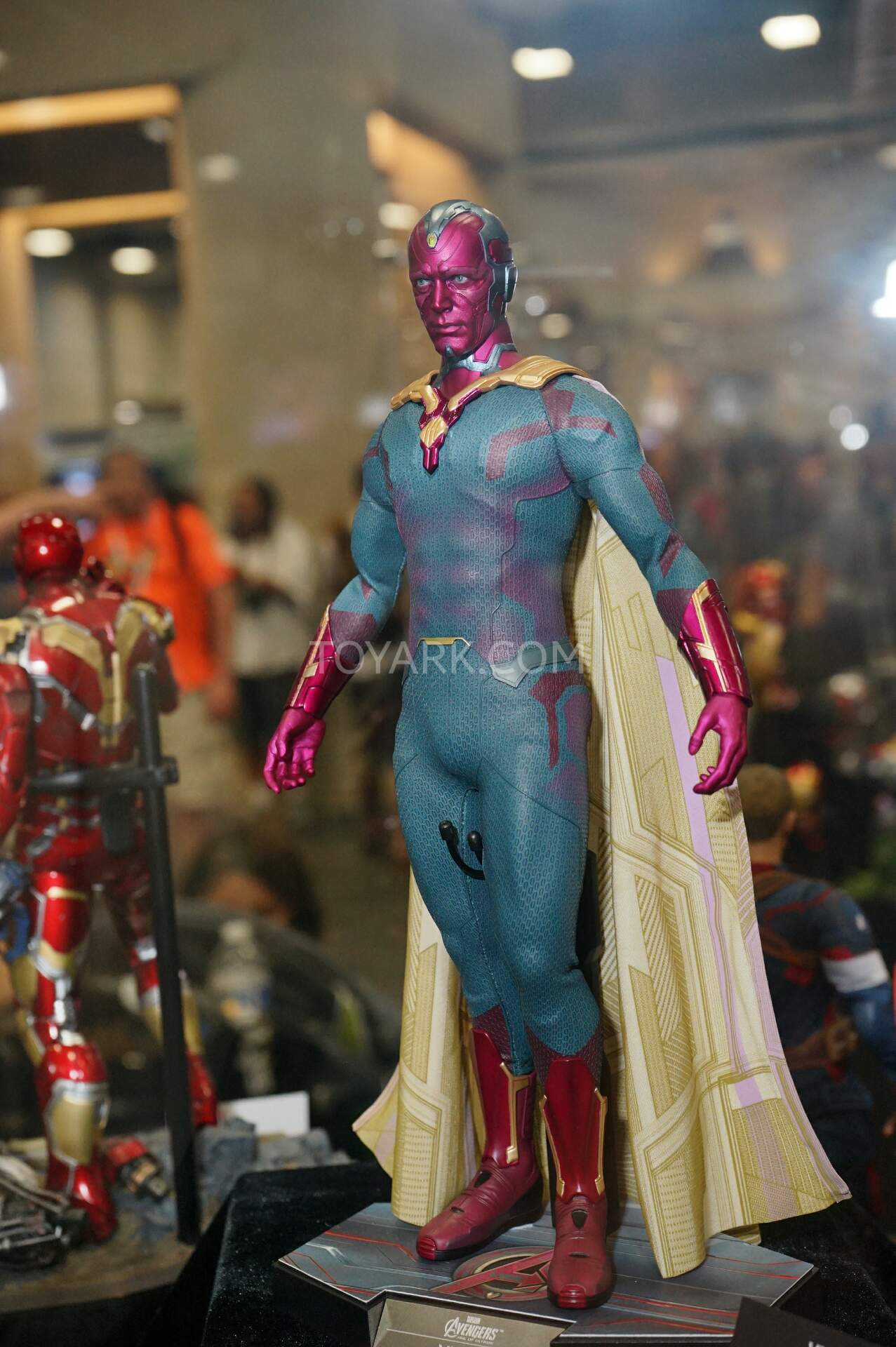 SDCC2015-Hot-Toys-Marvel-037.jpg