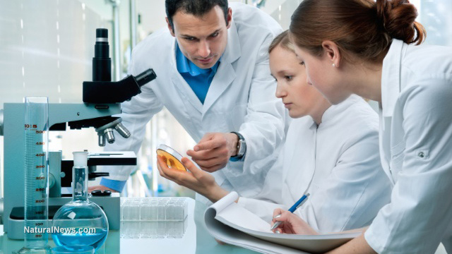 Scientists-working-lab-experiment.jpg