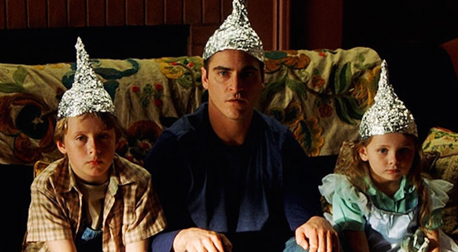 SetWidth940-tinfoil-hat.jpg