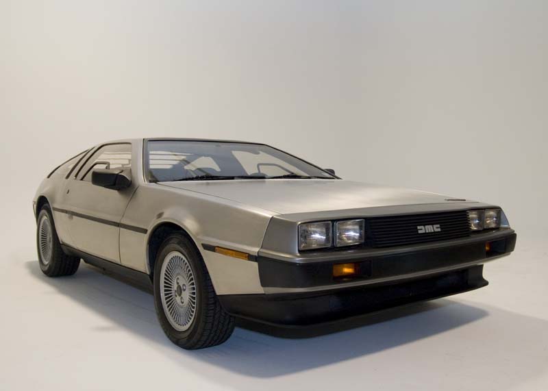 DeLorean_DMC-12_%289979%29.jpg