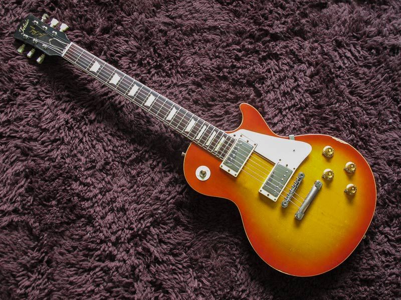 tokai-les-paul-reborn-02_zpsf6d0ebda.jpg