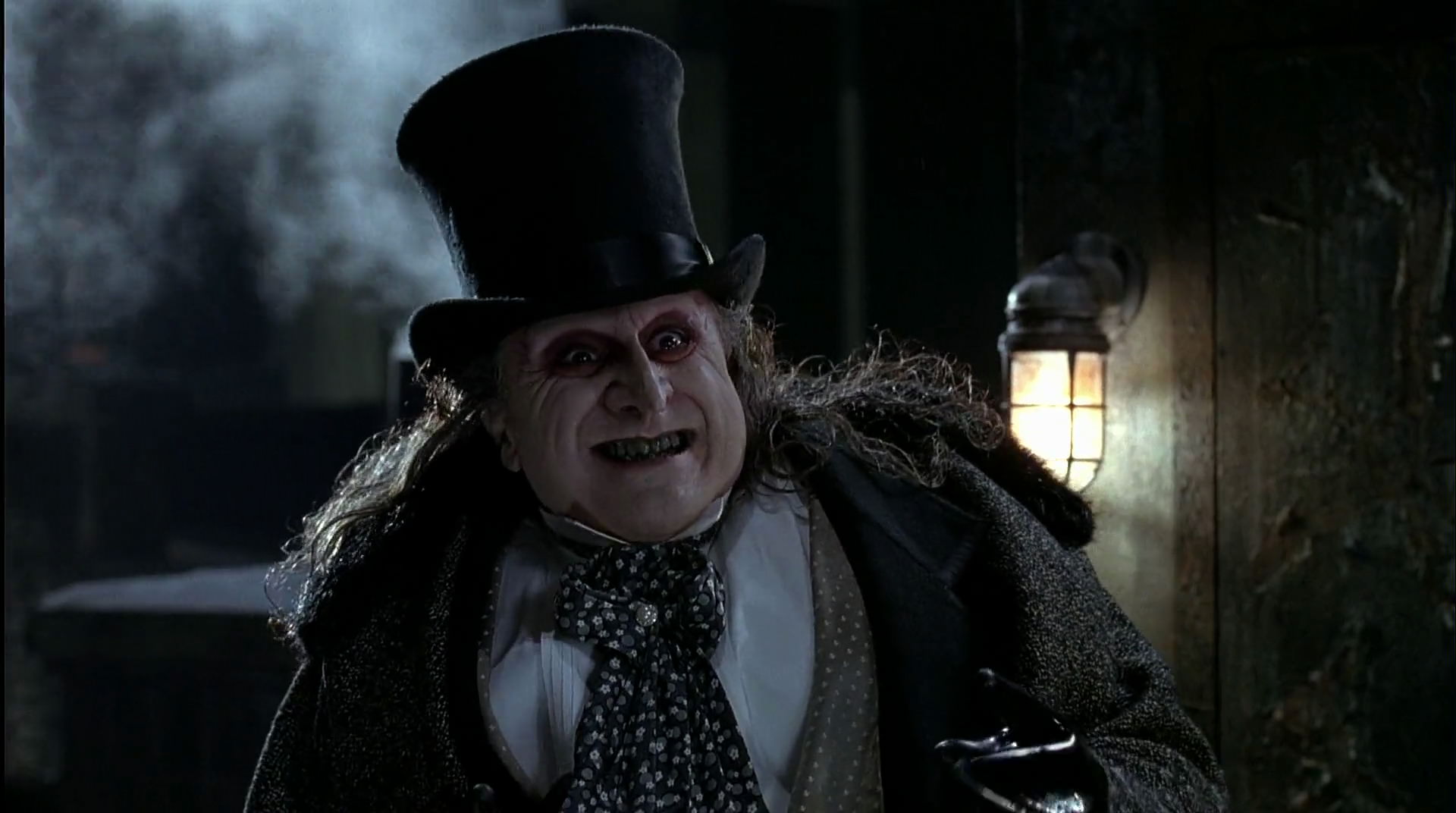 batman-returns-disneyscreencaps.com-8988.jpg