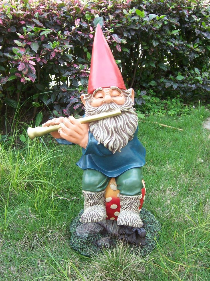 298 best images about Garden Gnomes on Pinterest | Gardens, Garden ...