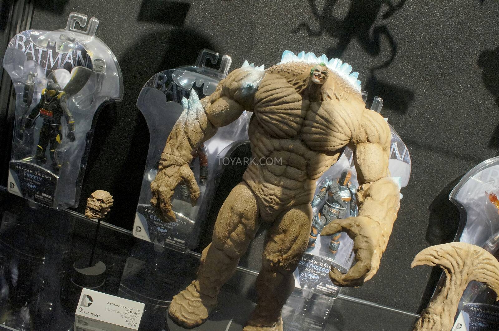 Toy-Fair-2014-DC-Collectibles-162.jpg